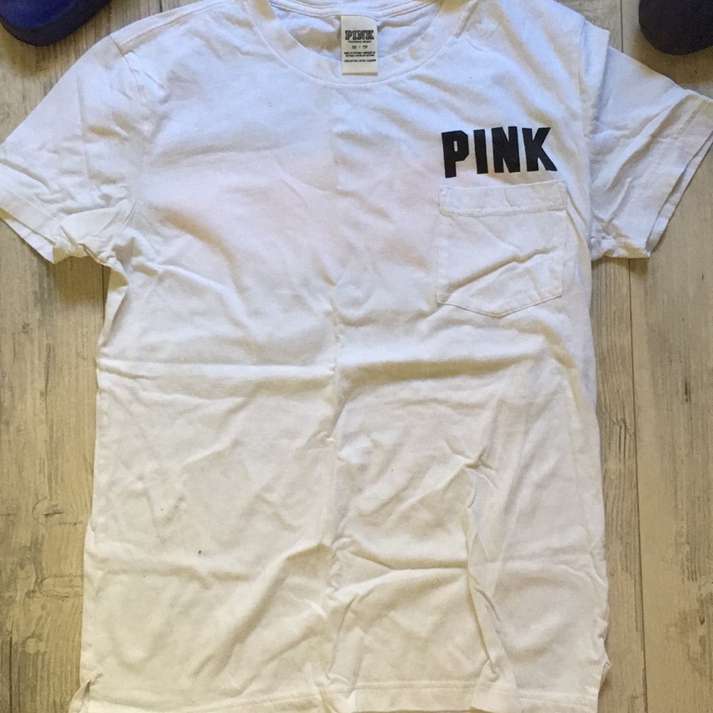 Victoria’s Secret PINK T-Shirt!!